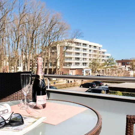 Apartament Strandduene 10 *